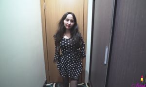 Очаровательная якутская девушка получила удовольствие от анального проникновения